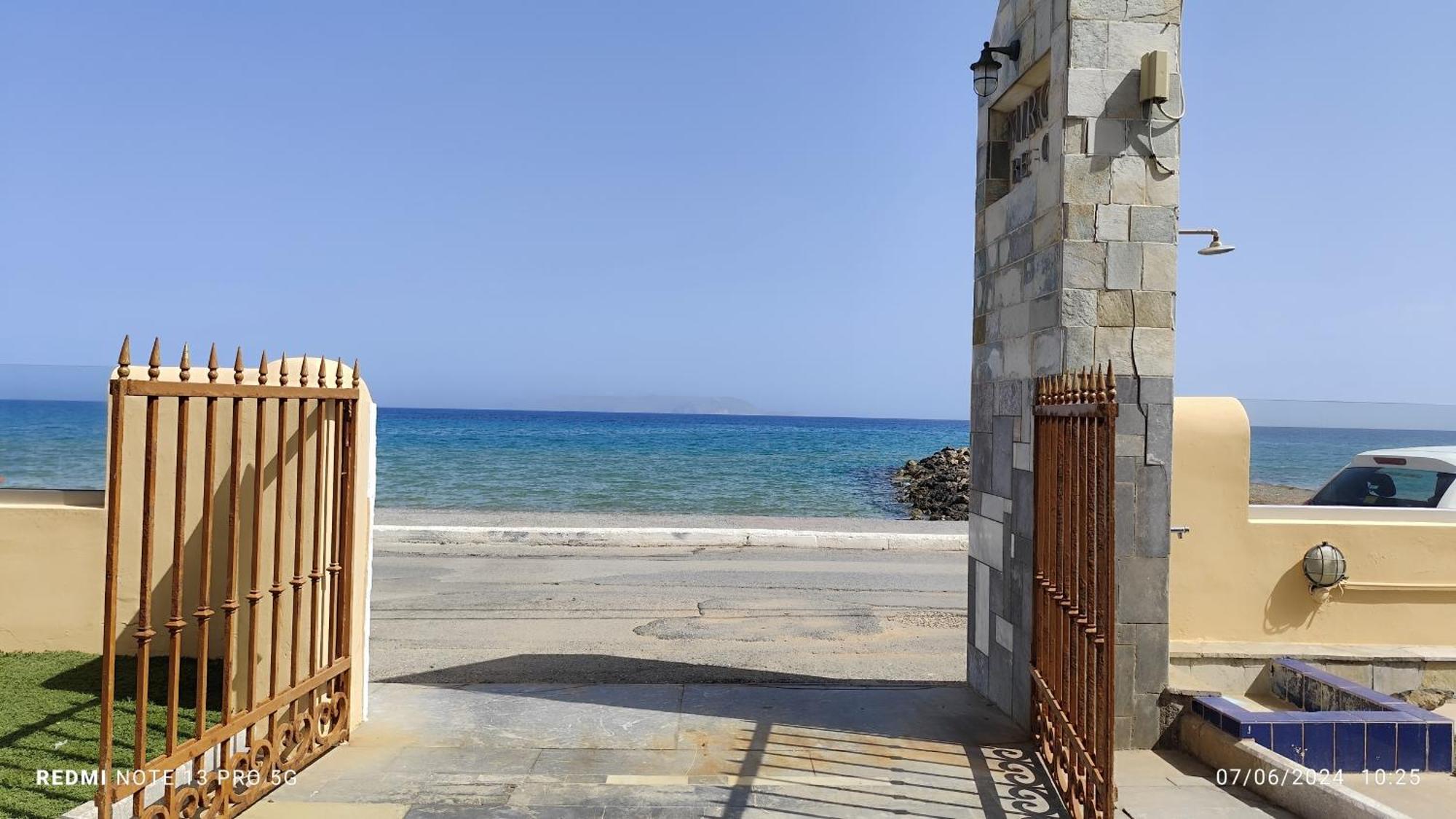 Niros Beachfront Aparthotel Kokkini Hani Eksteriør bilde