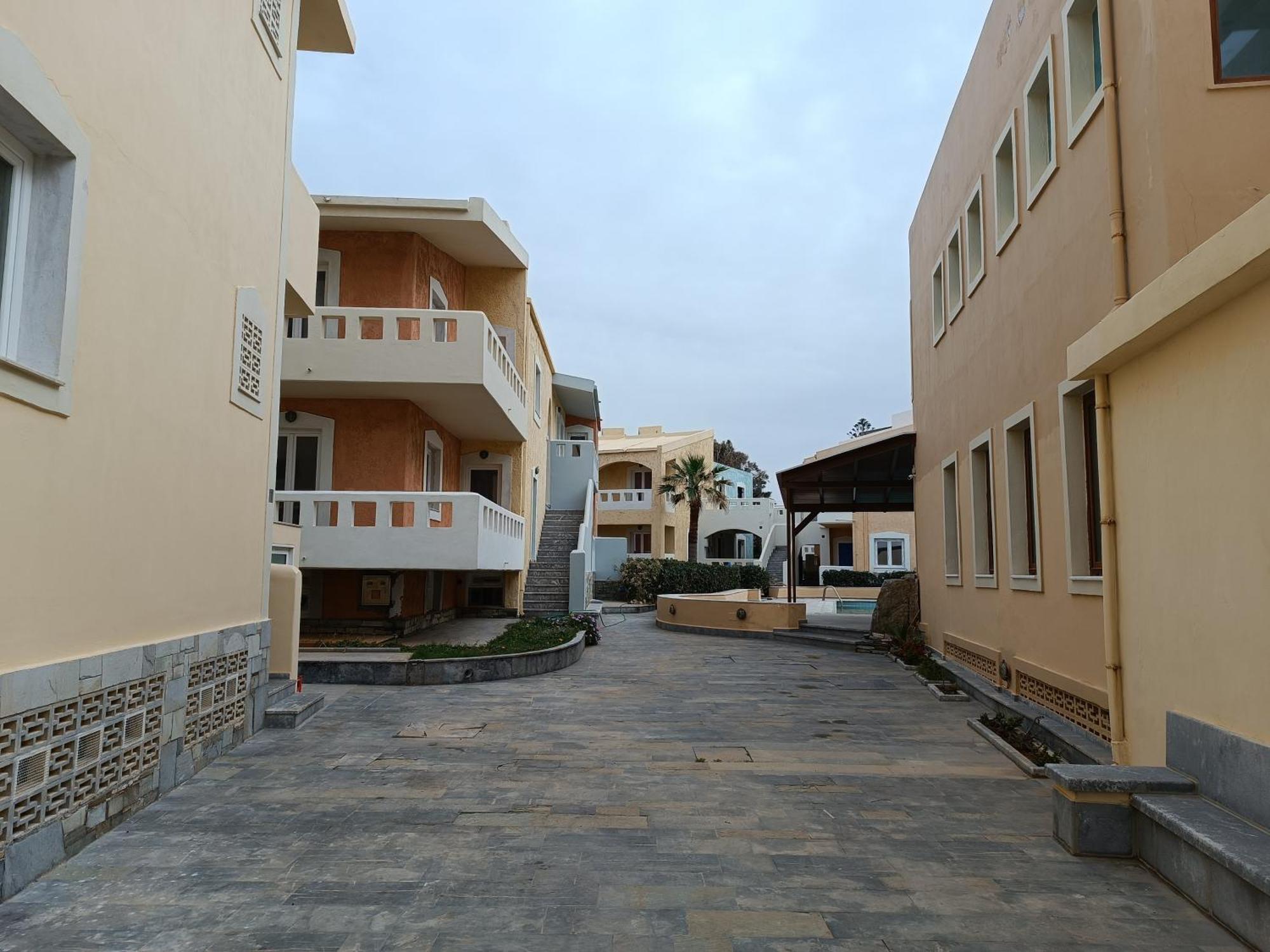 Niros Beachfront Aparthotel Kokkini Hani Eksteriør bilde